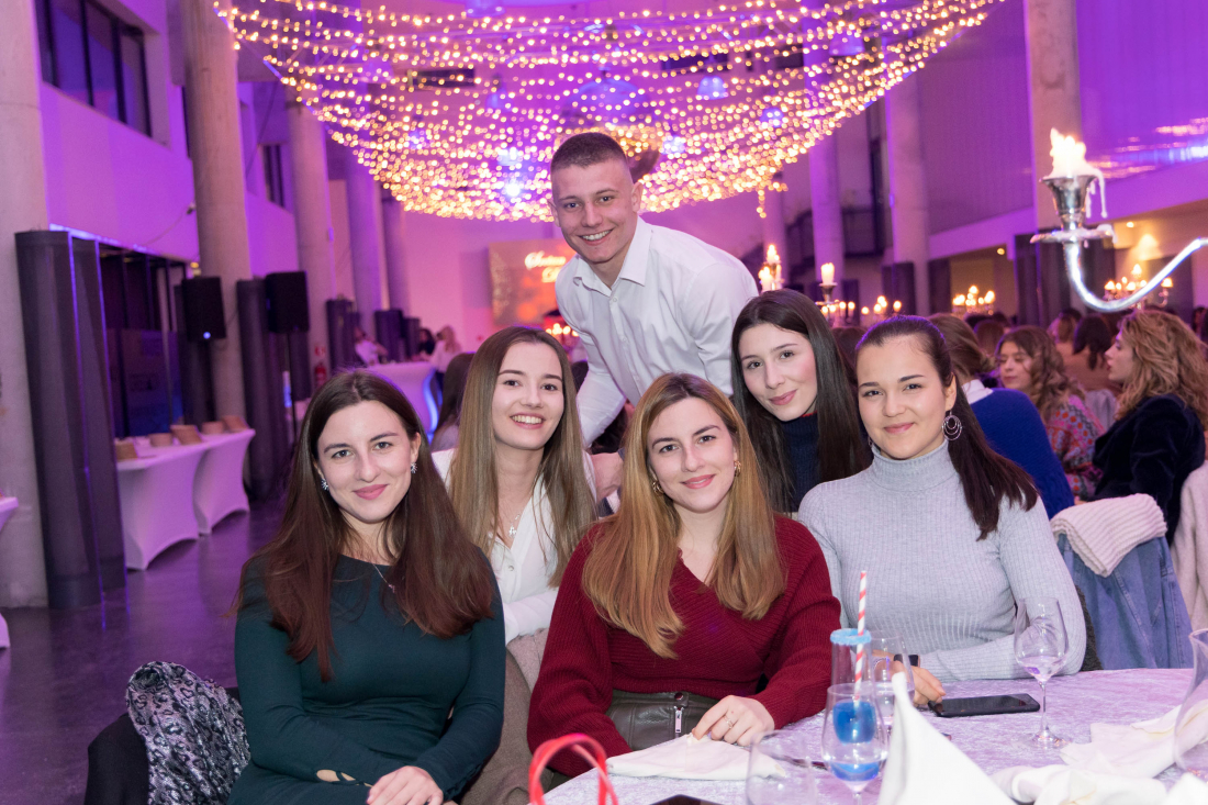 Iznenađenje za studentice na splitskom kampusu povodom Dana žena