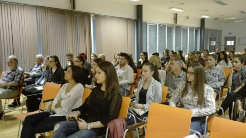 izvrsno predavanje Olje Martinić u Sveučilišnoj knjižnici 