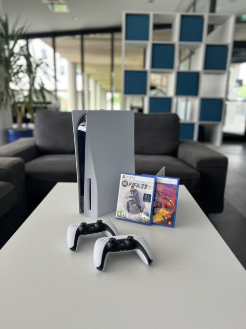 Novi stanovnik doma - Playstation 5 stigao je u studentske domove