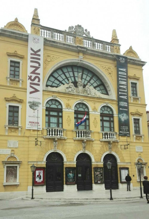 Popust na kupnju ulaznica za sve predstave Hnk