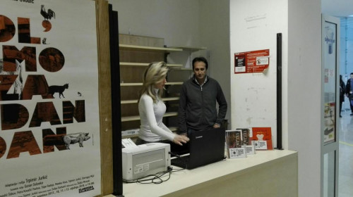 Info pult i blagajna Hnk Split u Sveučilišnoj knjižnici