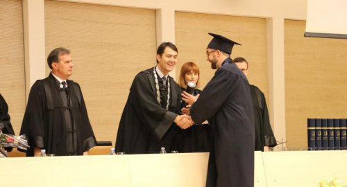 Promovirana prva generacija studenata studija Medicina na engleskom jeziku