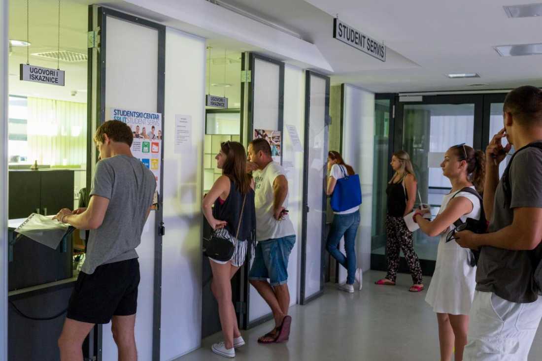 Izmjena radnog vremena službe Student servis